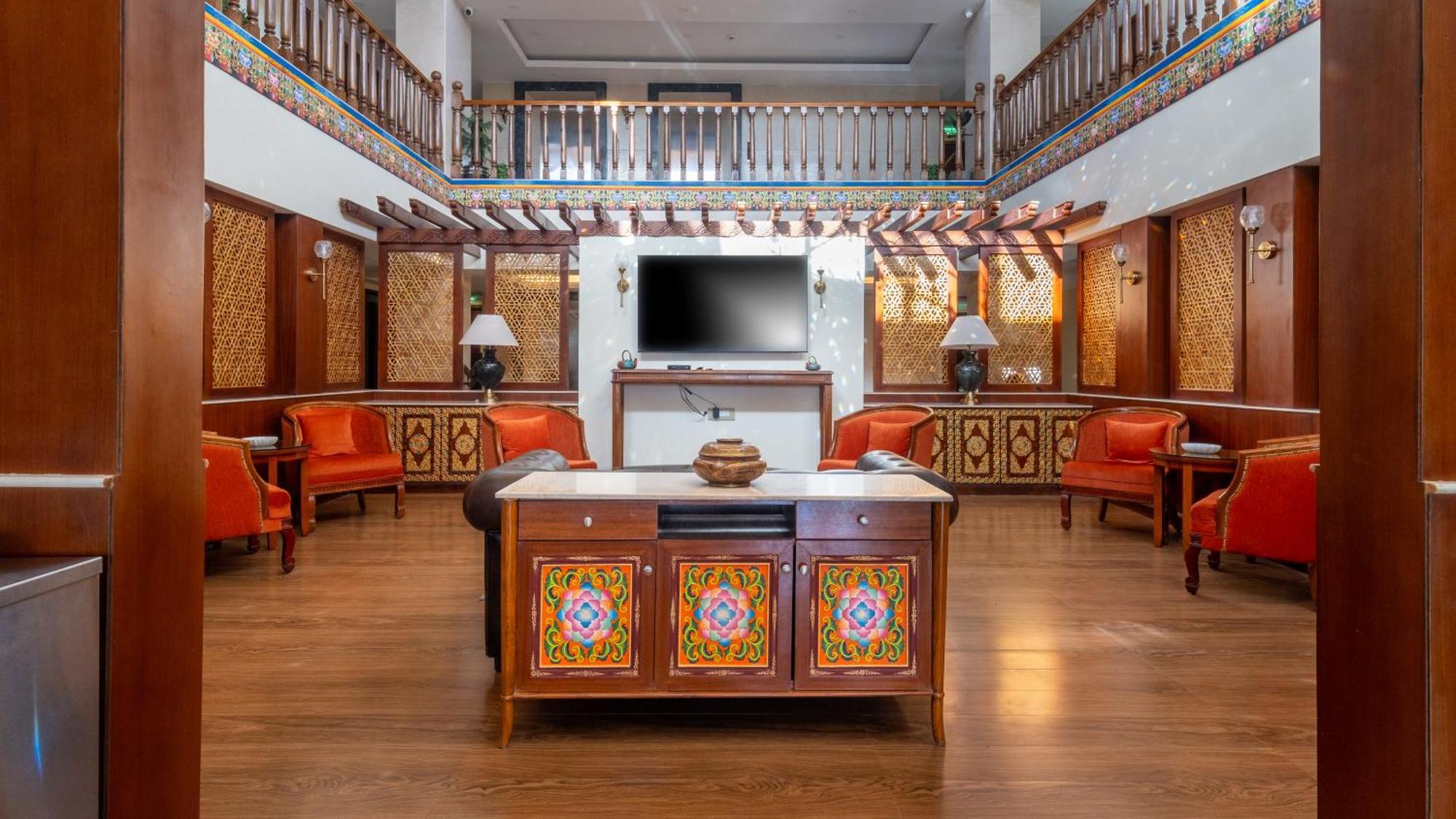 Hotel Dragon ليه المظهر الخارجي الصورة